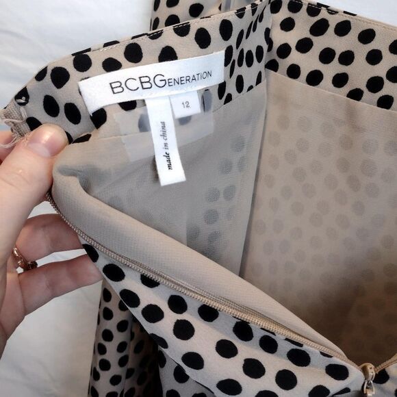 BCBG Generation Polkadot Patchwork A-Line Skirt Size 12 - Picture 12 of 15